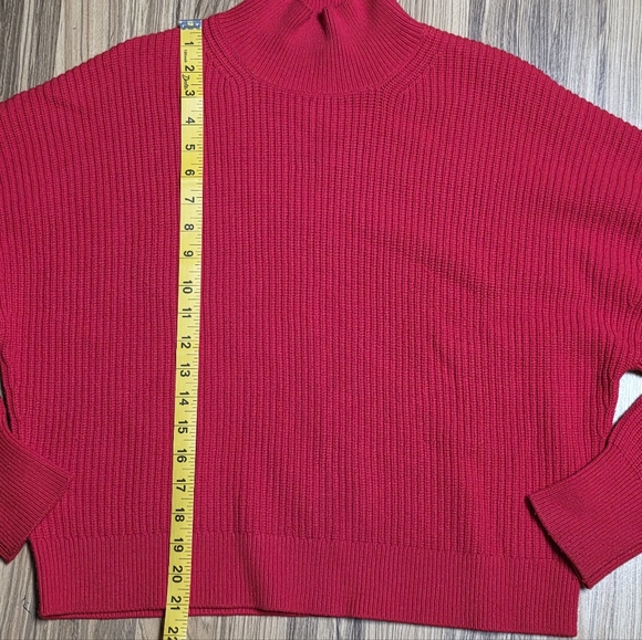 J. Crew Turtleneck‎ Knit Sweater Women's Size L Vibrant Red Pullover - Picture 5 of 7